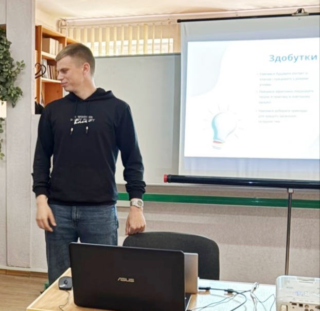   Перші професійні здобутки.jpg