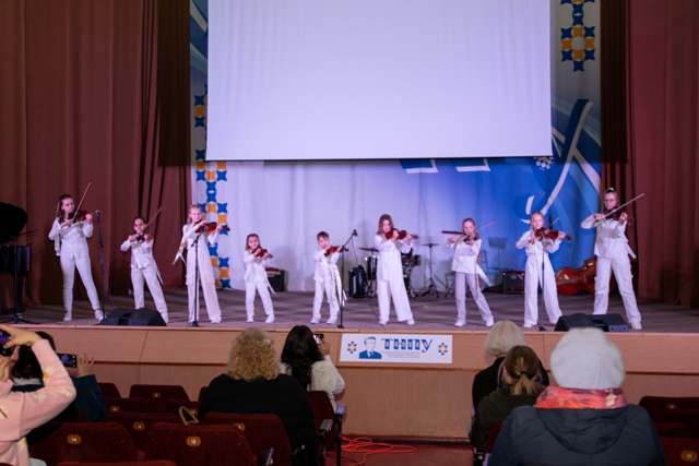 Народжені бути вільними...