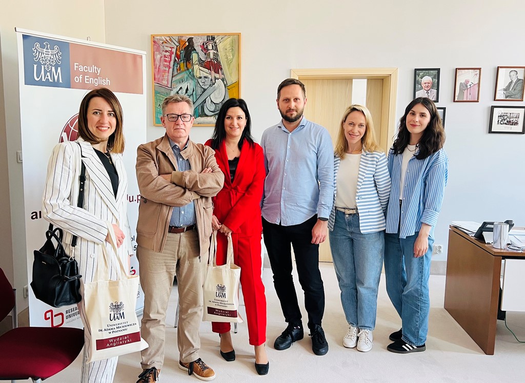 Зустріч з адміністрацією факультету.jpeg