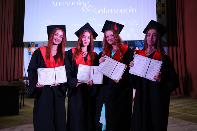 Свято мистецтва, таланту й знань: випуск бакалаврів факультету мистецтв ТНПУ 2025! 