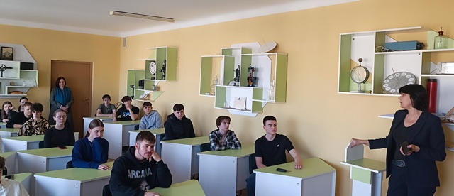 Питання і відповіді