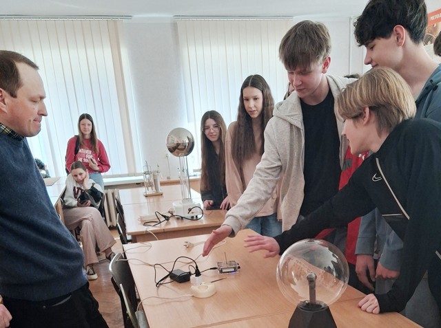 Досліджуємо фізичні явища