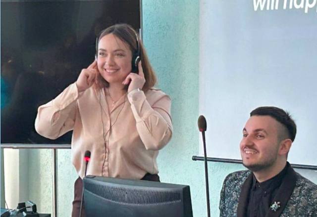 Ліцеїсти практикують переклад