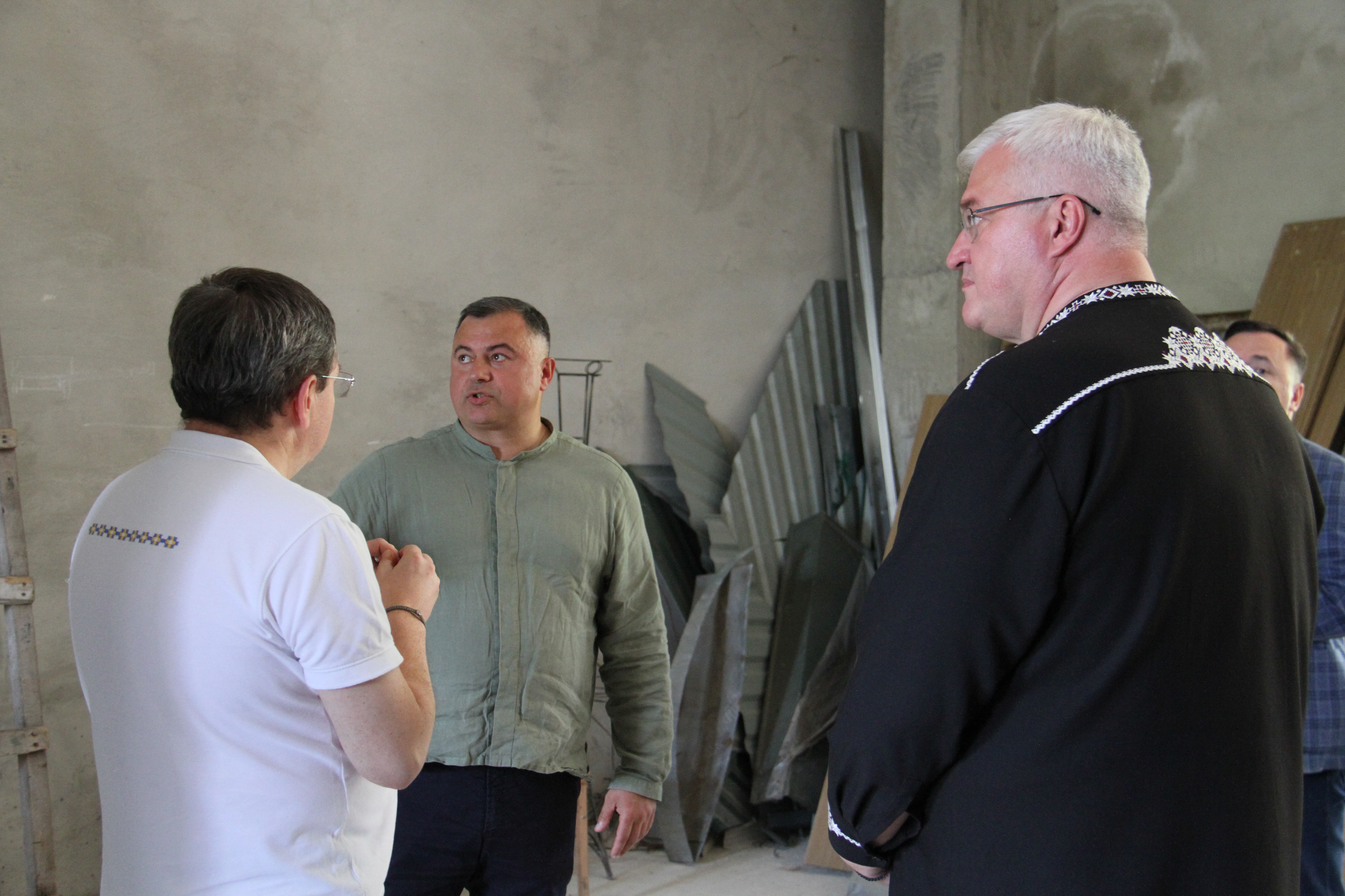 Ministr zakordonnykh sprav Andrii Sybiha, rektor TNPU Bohdan Buiak i holova Ternopilskoi OVA Taras Pastukh 2