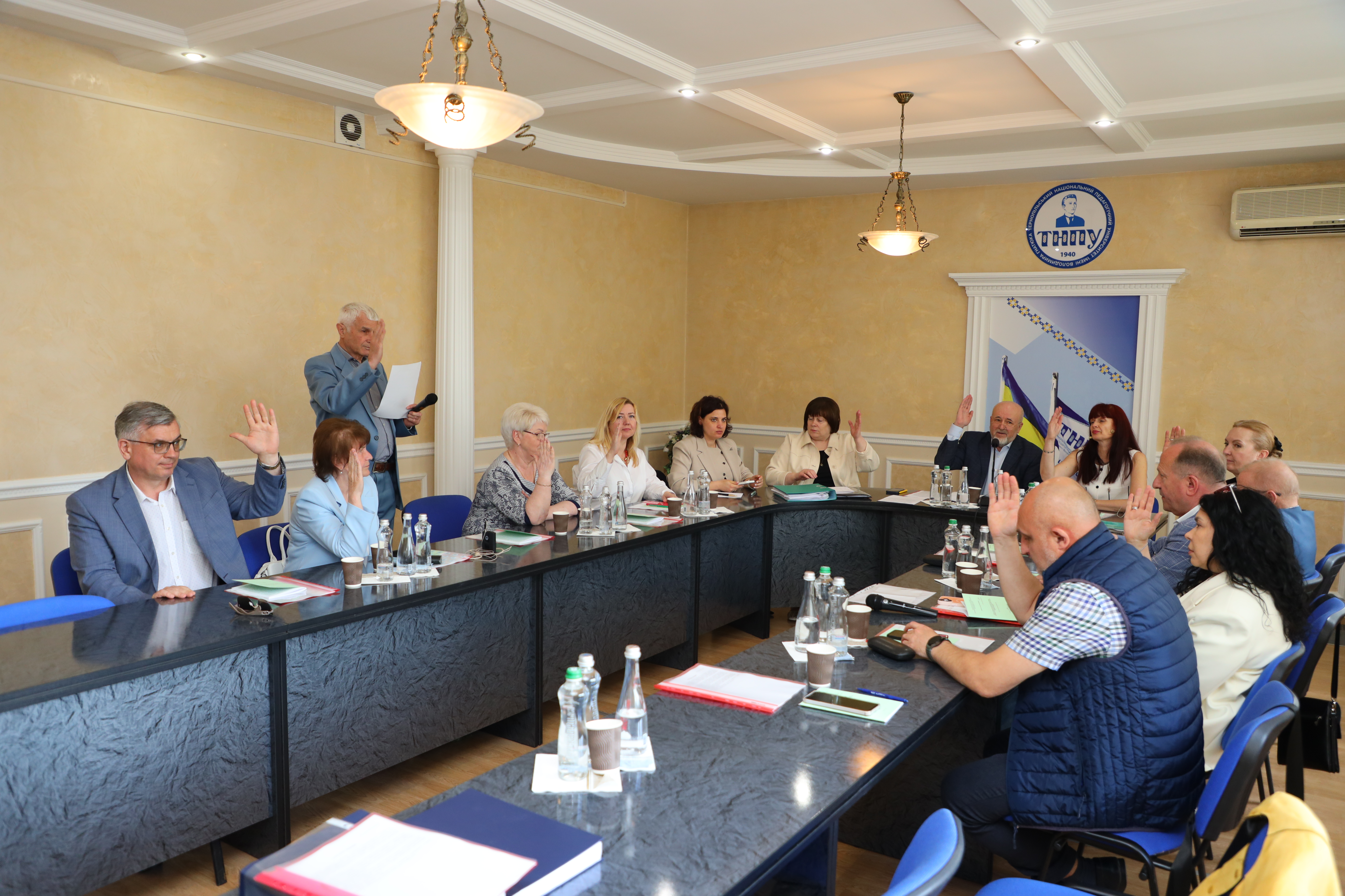 Затвердження висвновку спецради щодо присудження Борисовій С. В. наукового ступеня доктора педагогічних наук