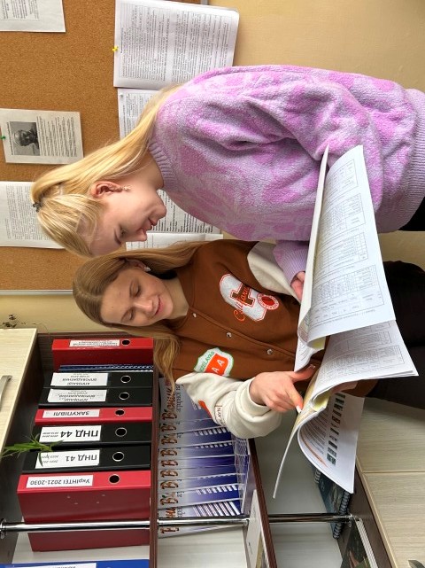  Робота студентів із науково-дослідною та виробничою документацію