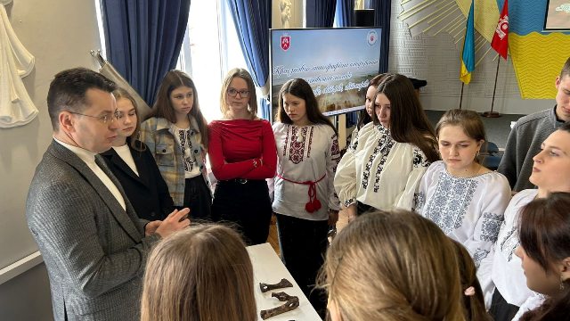  Лекція Володимира Кіцака з історії озброєння