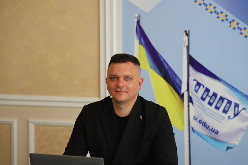 Лещук Н. Р. - доктор філософії з галузі знань 01 ОсвітаПедагогіка за спеціальністю 011 Освітні, педагогічні науки