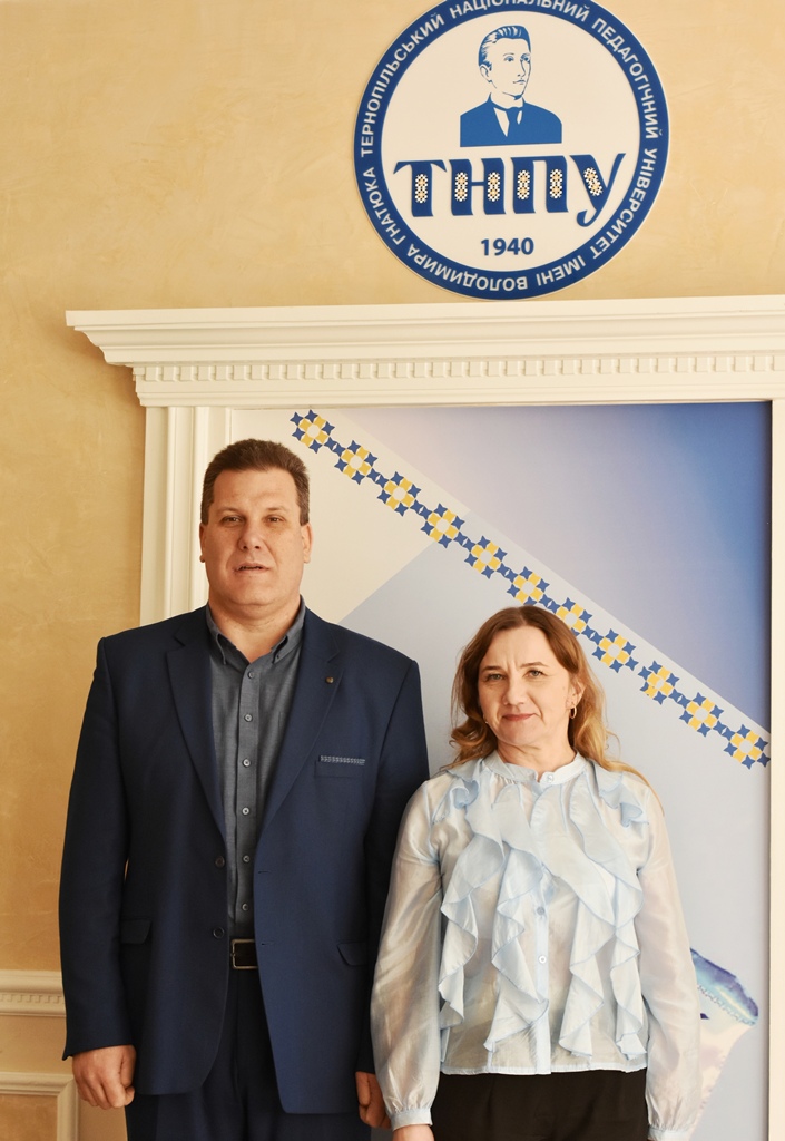 MURMYLA4 Мурмила Н. І. з науковим керівником Москалюком М. М..jpg