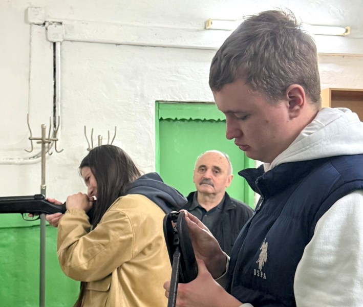 Підготовка  зброї до наступного пострілу