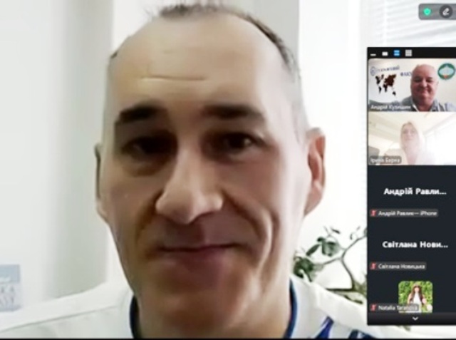 Дискусія про застосування цифрових карт