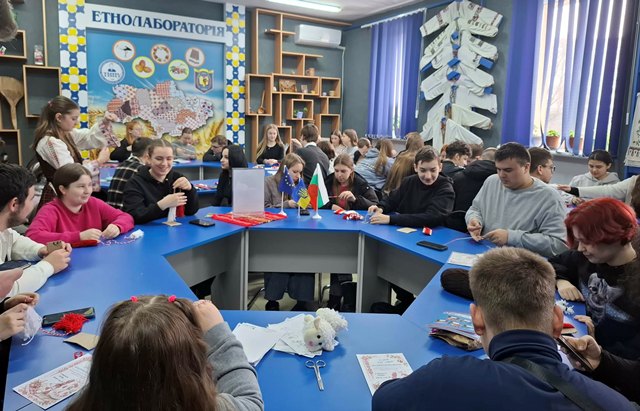  Творче занурення в історію та традиції