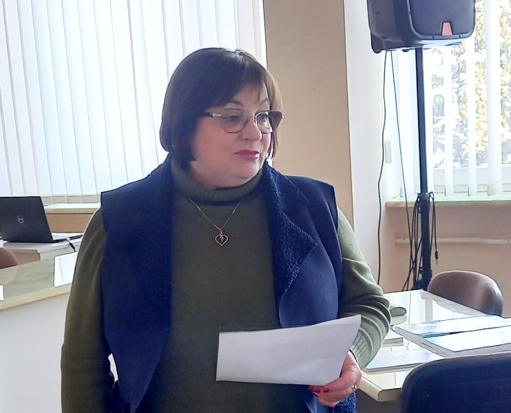 Надія Дробик веде засідання