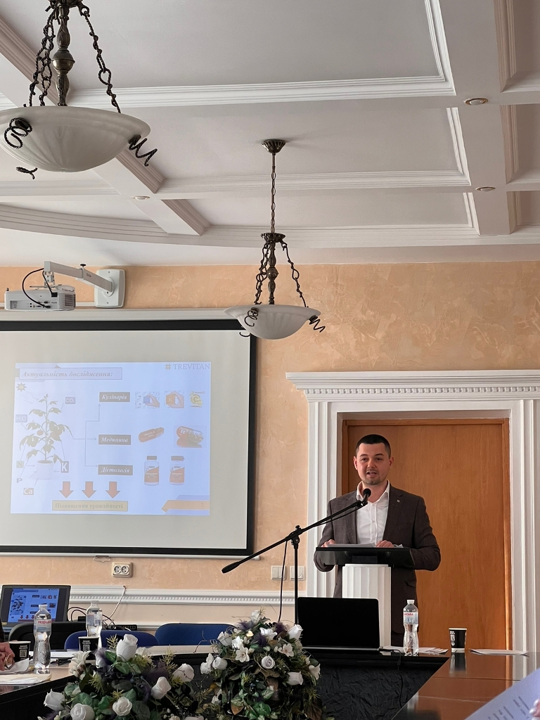 Вітаємо Дзендзеля Андрія Юрійовича з успішним захистом дисертації!