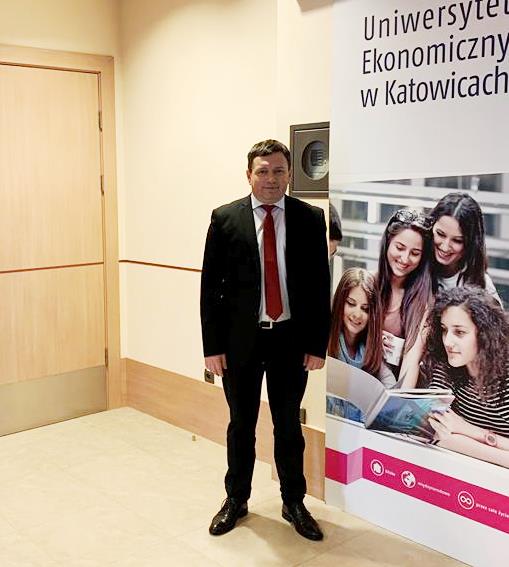 в Економічному університеті м.Катовіце