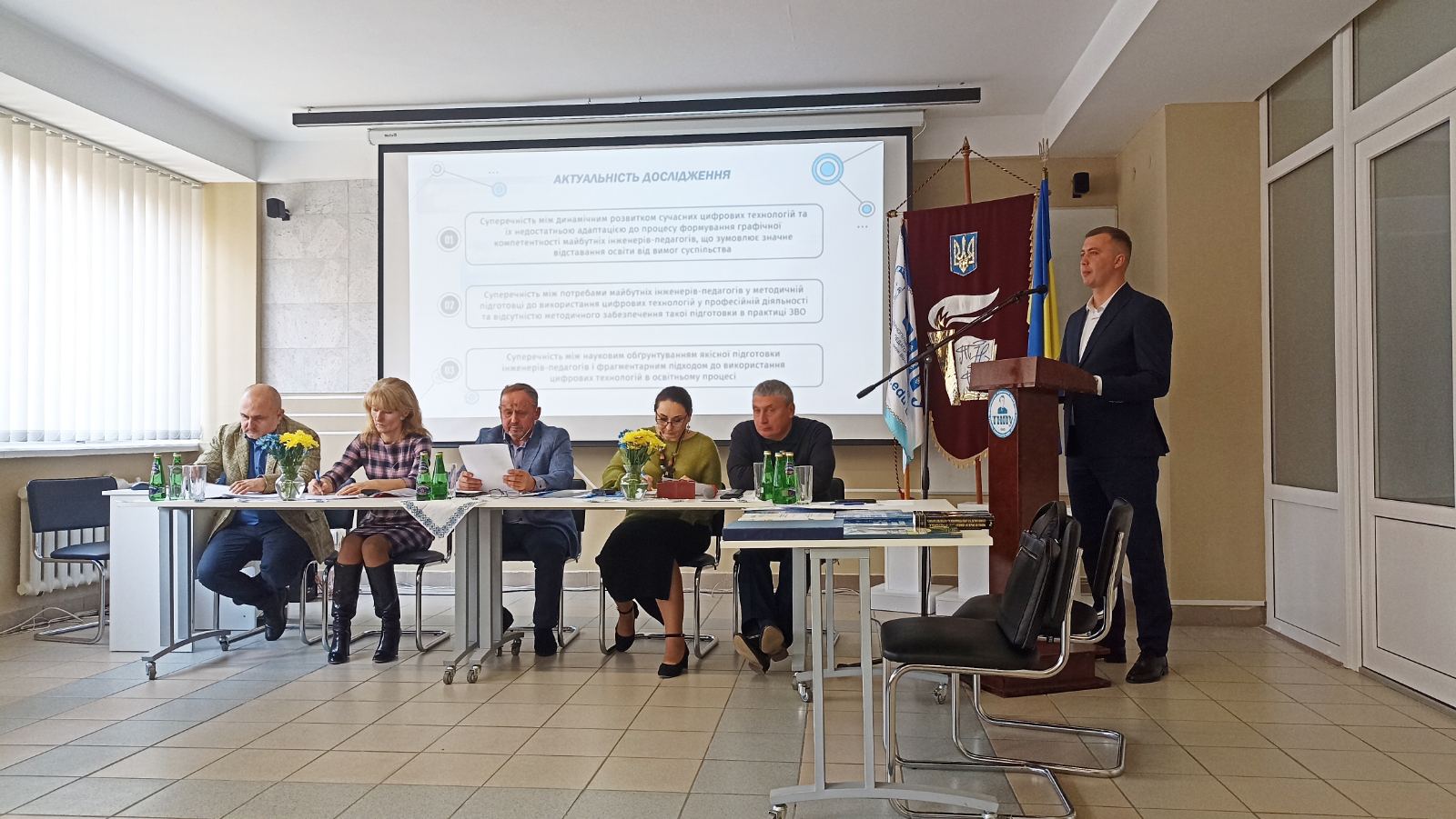 Вітаємо Колясу Павла Івановича з успішним захистом дисертації! Вітаємо Колясу Павла Івановича з успішним захистом дисертації!