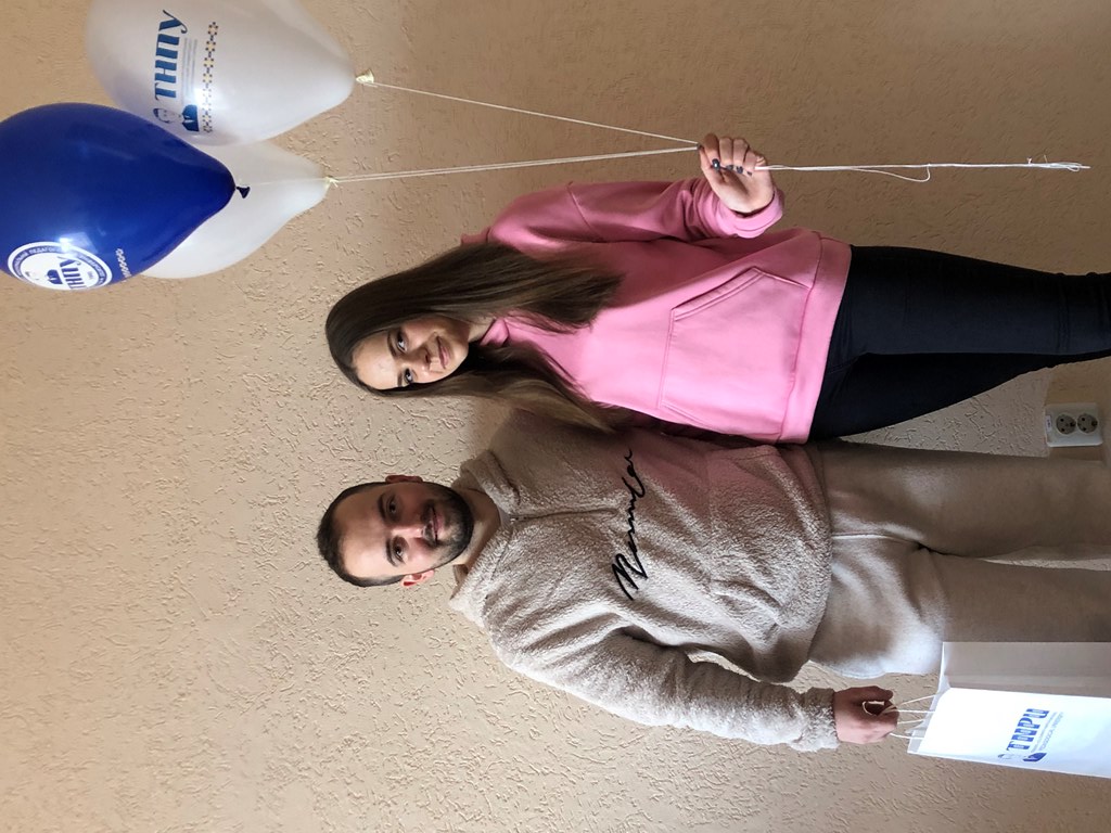 Переможці фотоконкурсу #закохані_в_тнпу отримали подарунки