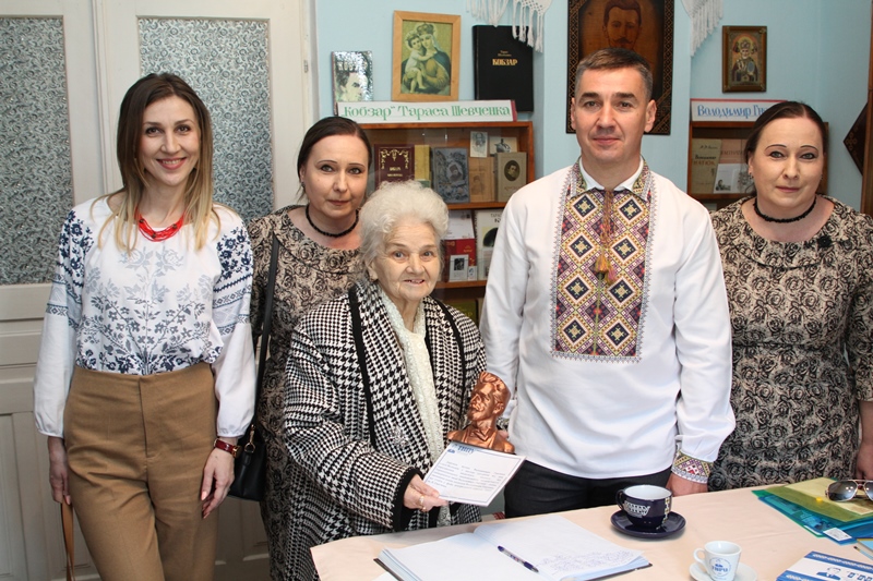 У музеї Володимира Гнатюка