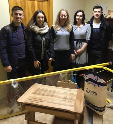 в дитячому будинку "Малятко"