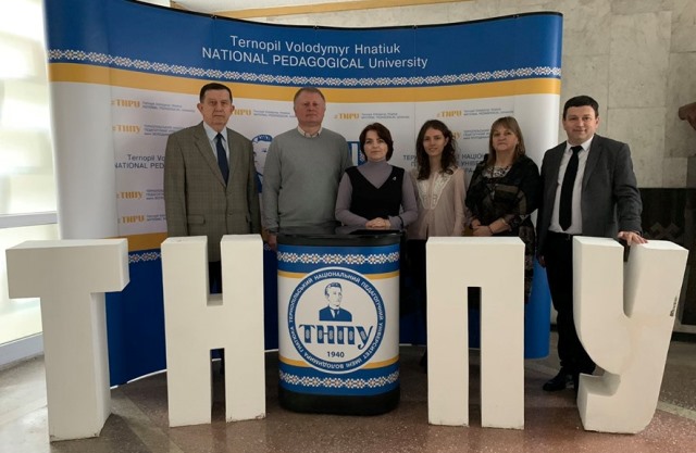 Після плідної співпраці