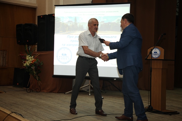 Вручення нагрудного знаку Мехоношину С.О.