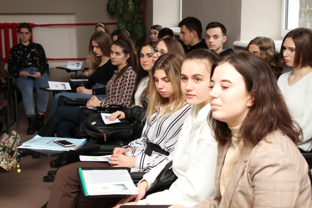 Студенти історичного факультету ТНПУ