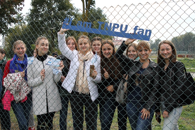 вболіваємо