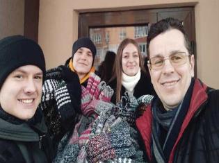 ЗМІ про нас. Добрі серця зігріють узимку: студенти ТНПУ передали на Схід партію теплих в’язаних шкарпеток 