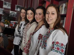 ЗМІ про нас. «Оберемок» пісень Володимира Івасюка подарували студенти ТНПУ ім.В.Гнатюка (ФОТО)