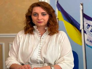 ТНПУ вітає Гороховянко Ірину Степанівну з успішним захистом дисертації на здобуття ступеня доктора філософії за спеціальністю 061 Журналістика
