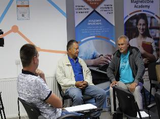 Науковці ТНПУ ім.В.Гнатюка  взяли участь в аналітичному обговоренні  “Екосвідомість як складова екотуризму” (ФОТО)