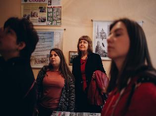 Викладачі і студенти факультету філології і журналістики побували в першому в Україні музеї  журналістики (ФОТО)