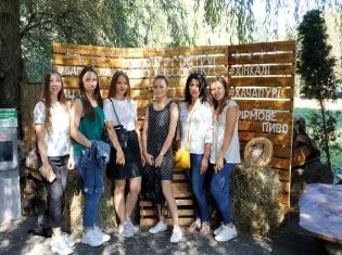 Студенти географічного факультету ТНПУ ім.В.Гнатюка знайомилися з основами рестораторської майстерності (ФОТО)