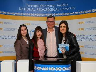 ЗМІ про нас. Тернопільські випускники визначаються з майбутньою професією в ТНПУ ім.В.Гнатюка (ВІДЕО)