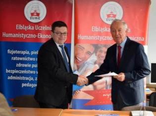 ТНПУ ім.В.Гнатюка розширює міжнародне співробітництво: ректор проф.Б.Б.Буяк підписав угоду про співпрацю з Ельблонзьким університетом гуманітарних та економічних наук (ФОТО)