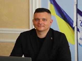 ТНПУ вітає Лещука Назарія Романовича з успішним захистом дисертації на здобуття ступеня доктора філософії за спеціальністю 011 Освітні, педагогічні науки