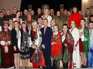 ЗМІ про нас. Як бійці на Андріївських вечорницях гостювали 