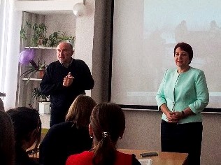 Відомий письменник презентував нову книгу   на факультеті філології і журналістики   ТНПУ ім.В.Гнатюка (ФОТО)