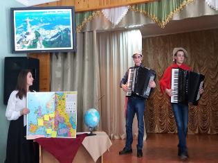 Під час практики в школі студенти факультету мистецтв ТНПУ ім.В.Гнатюка   вражали мистецькими емоціями (ФОТО)