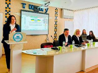У ТНПУ відбулося урочисте відкриття Наукової академії україністики, зарубіжної філології та соціальних комунікацій (ФОТО)