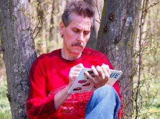 ЗМІ про нас. Письменник з Тернопільщини любить жити у лісі і вміє обходитися без грошей (ФОТО)