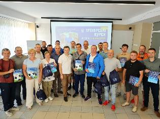 У ТНПУ вручили дипломи та ліцензії тренерам масового футболу (ФОТО)