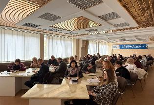 У ТНПУ обговорили діяльність Центру доуніверситетської підготовки   У ТНПУ обговорили діяльність Центру доуніверситетської підготовки