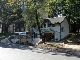 ЗМІ про нас. У педагогічного університету буде своя модна зупинка – з сонячними панелями, безкоштовним інтернетом і підзарядкою