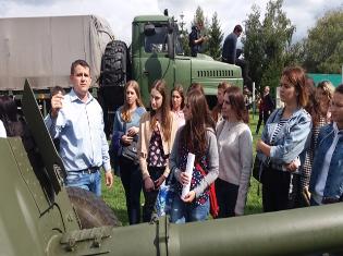 Студенти та викладачі ТНПУ ім. В. Гнатюка взяли участь в урочинах з нагоди третьої річниці окремої 44-ї артилерійської бригади