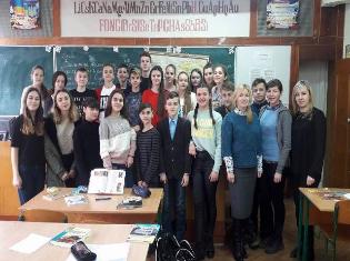 Студенти-історики розповіли школярам про перспективи навчання на історичному факультеті ТНПУ ім.В.Гнатюка (ФОТО)