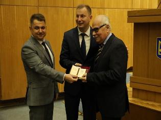 ЗМІ про нас. Викладачу тернопільського вузу вручили орден