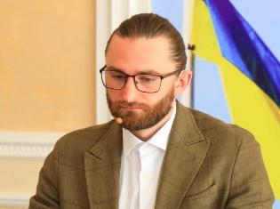 ТНПУ вітає  Баранюка Василя Васильовича  з успішним захистом дисертації