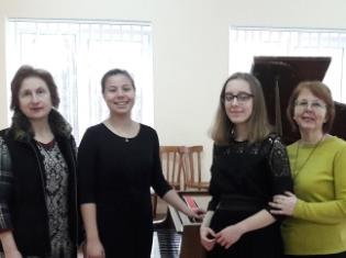 У переддень весни студенти факультету мистецтв  ТНПУ ім.В.Гнатюка спілкувалися мовою музики  на мистецькій зустрічі 