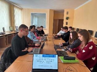 На фізико-математичному факультеті ТНПУ провели День безпечного інтернету – 2026 (ФОТО)